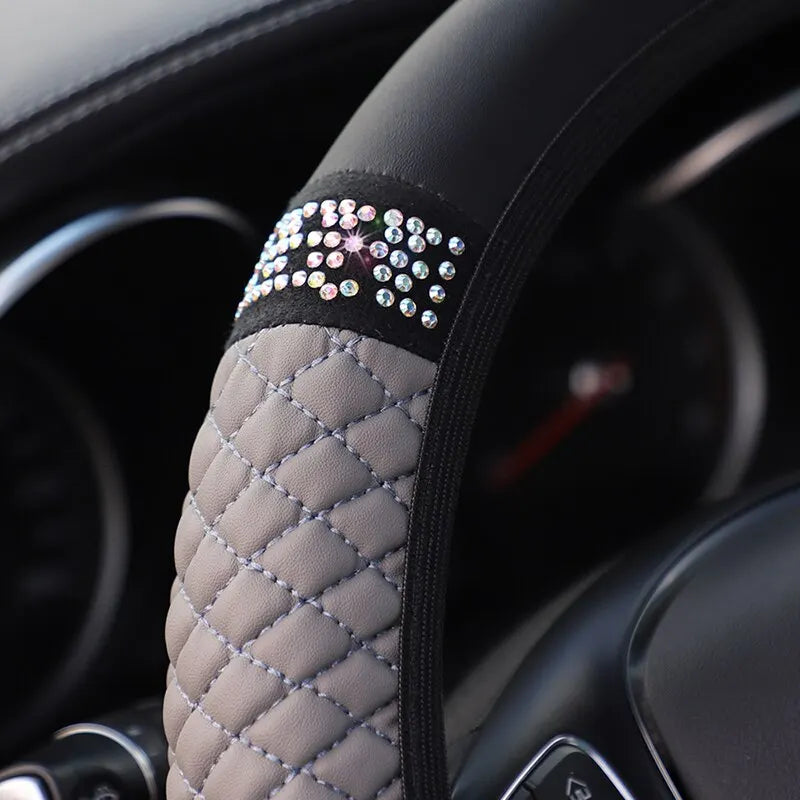 Leather Embroidered Steering Wheel Cover – 37–38cm Diamond Design, Breathable Grip