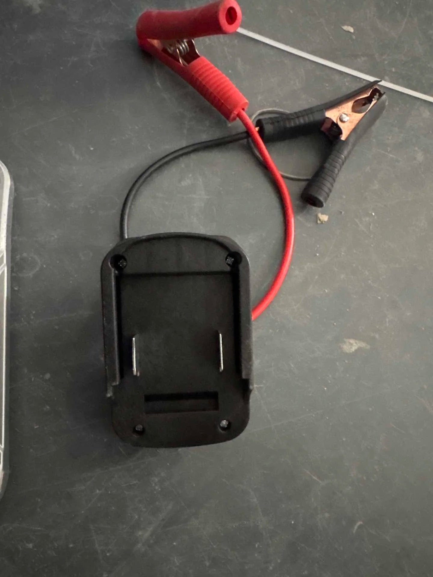 Portable Car Igniter Adapter for Makita Lithium Battery Jump Starter